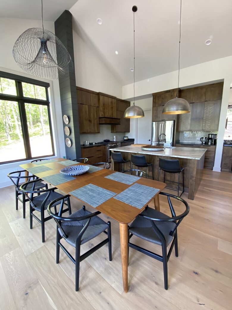 Stunning New Lake Keowee Contemporary Waterfront Home! - Six Mile, South Carolina