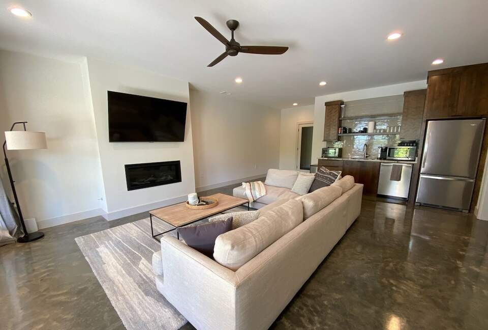 Stunning New Lake Keowee Contemporary Waterfront Home! - Six Mile, South Carolina