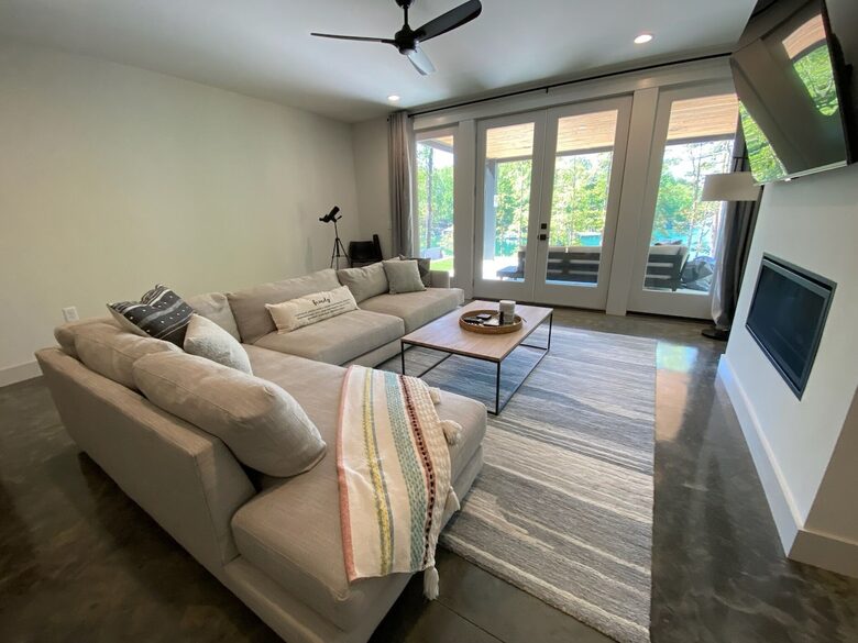 Stunning New Lake Keowee Contemporary Waterfront Home! - Six Mile, South Carolina