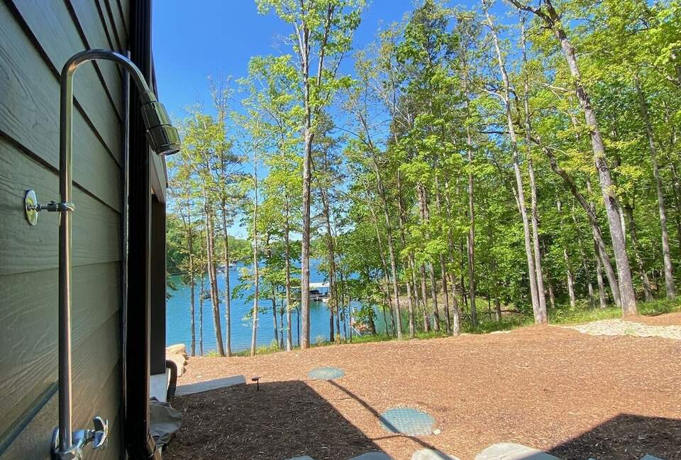 Stunning New Lake Keowee Contemporary Waterfront Home! - Six Mile, South Carolina