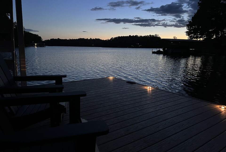 Stunning New Lake Keowee Contemporary Waterfront Home! - Six Mile, South Carolina