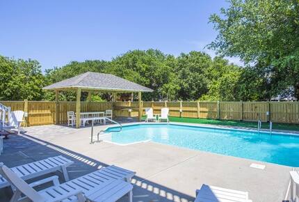 Happy Duck | 217 yards from Beach Access - Duck, North Carolina