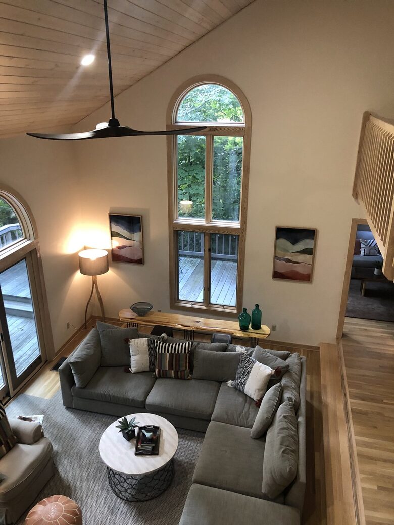 Wintergreen Retreat: Steps to Great Hiking on the Appalachain Trail - Wintergreen Resort, Virginia