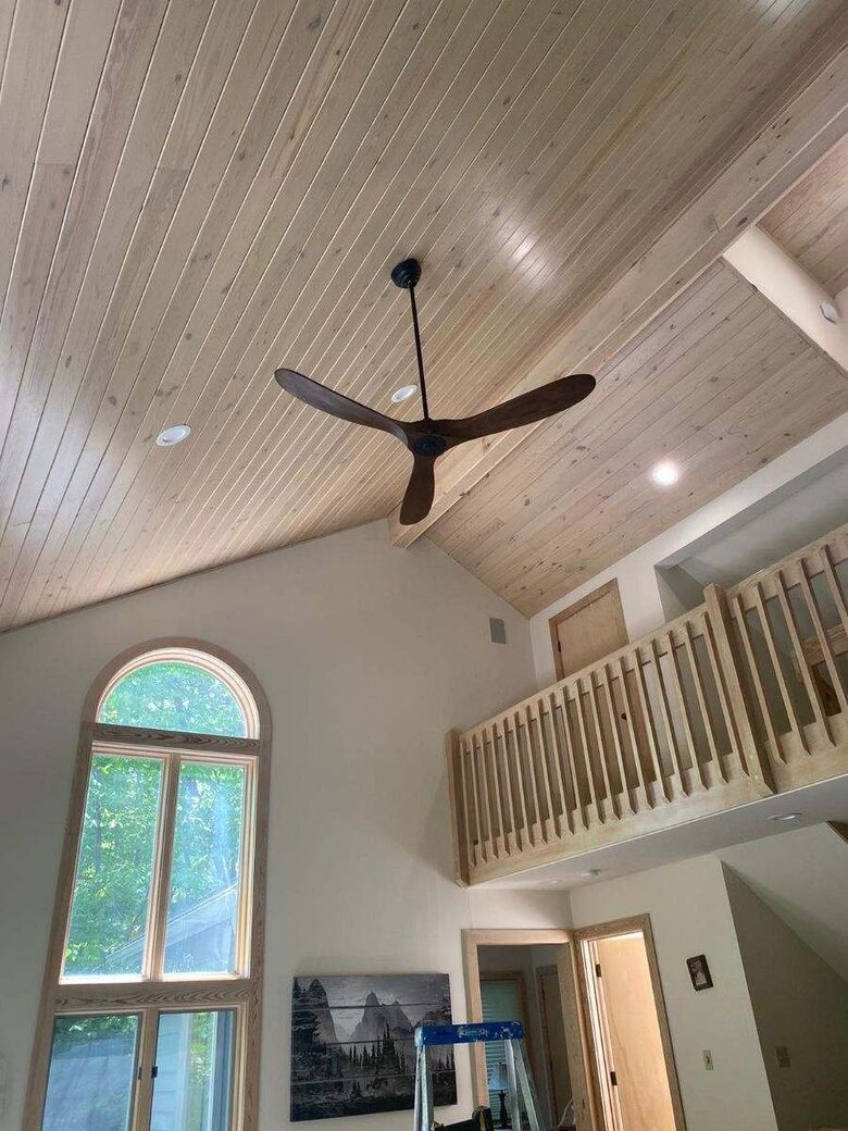 Ceiling of the great room.