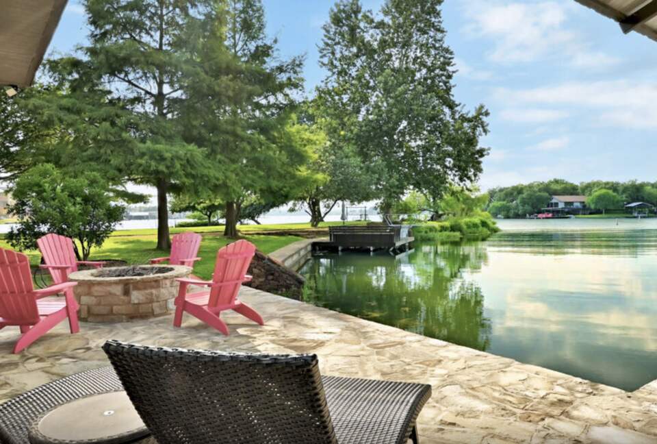 Lakefront Luxury on Lake LBJ - Granite Shoals, Texas