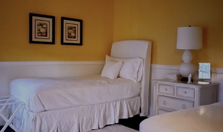 Classic Americana Farmhouse - Paso Robles, California