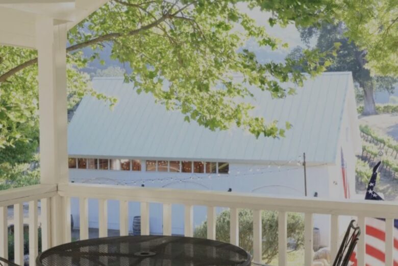 Classic Americana Farmhouse - Paso Robles, California