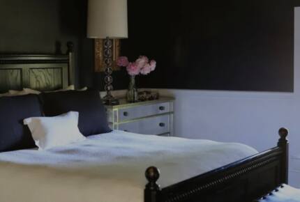 Classic Americana Farmhouse - Paso Robles, California