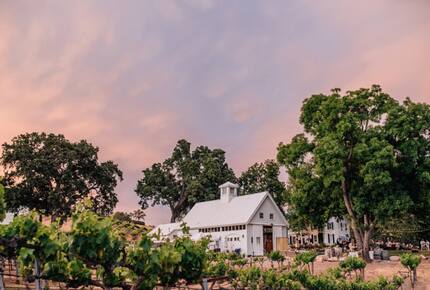 Classic Americana Farmhouse - Paso Robles, California