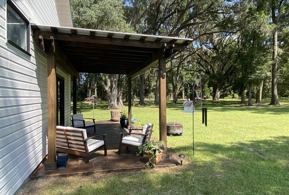 Southern Sun Ranch Cottage - Newberry, Florida