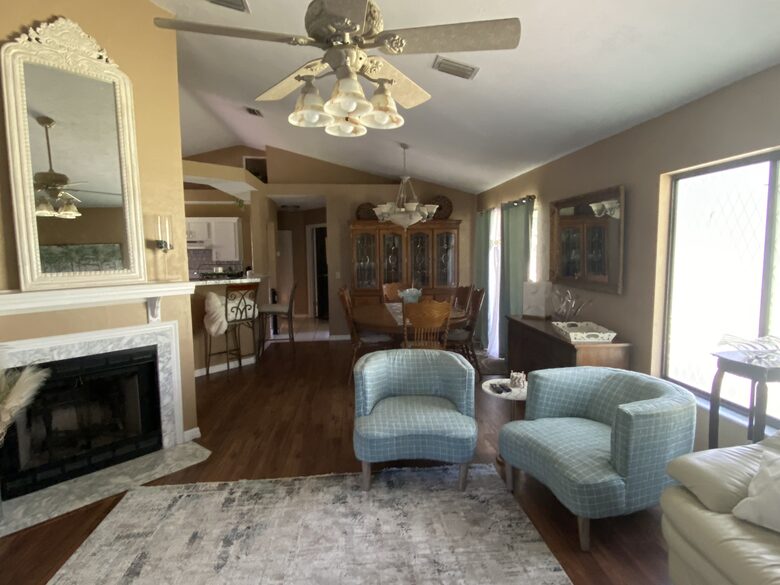 Southern Sun Ranch Cottage - Newberry, Florida