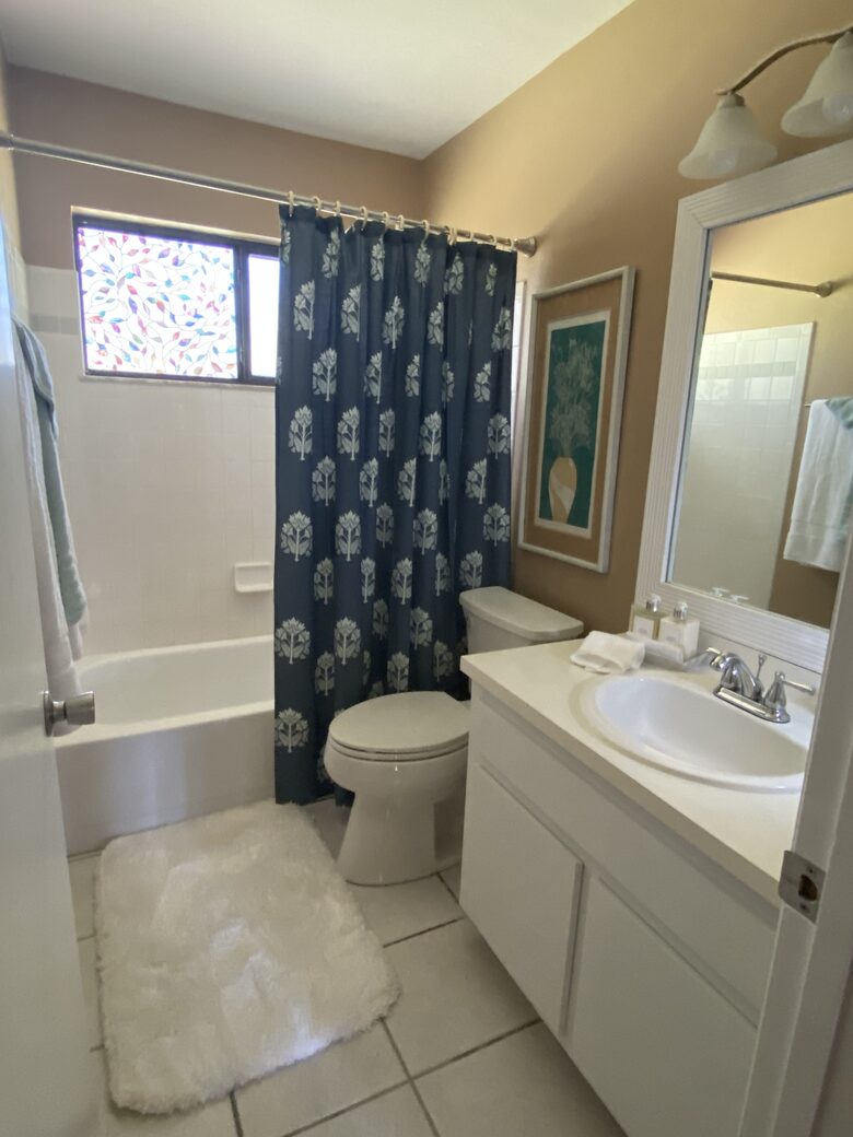 Southern Sun Ranch Cottage - Newberry, Florida