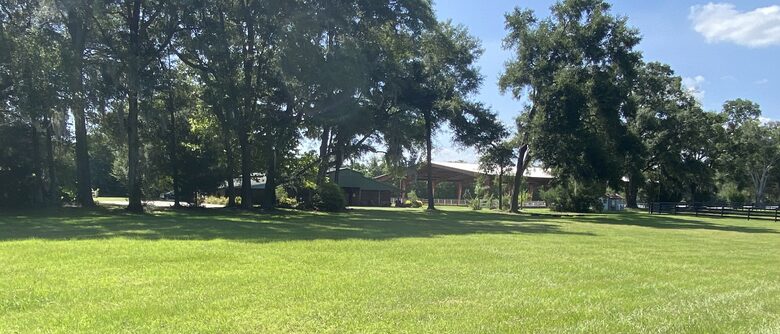 Southern Sun Ranch Cottage - Newberry, Florida