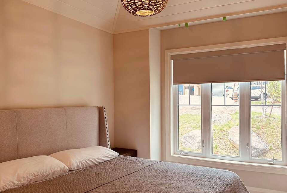 Charming Waterfront Cottage - Minett, Canada