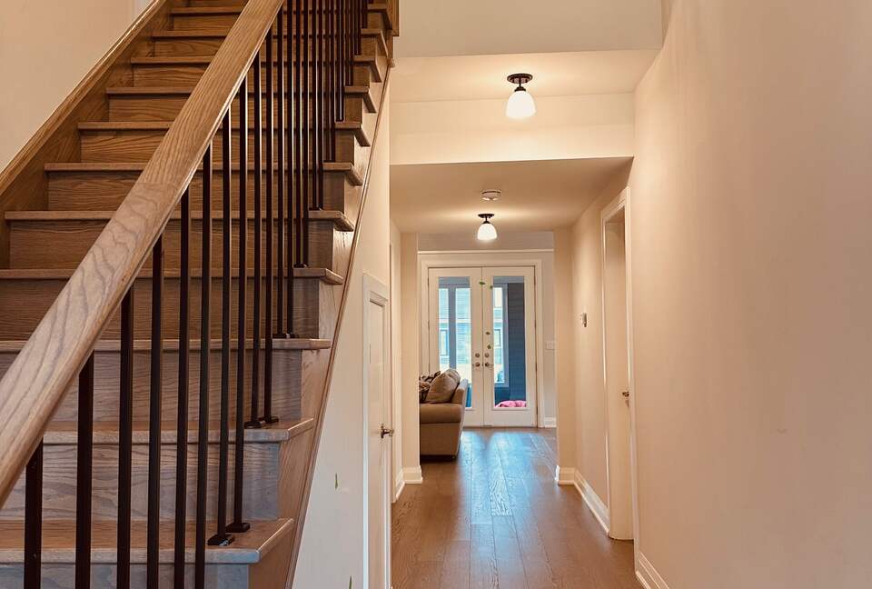 Charming Waterfront Cottage - Minett, Canada