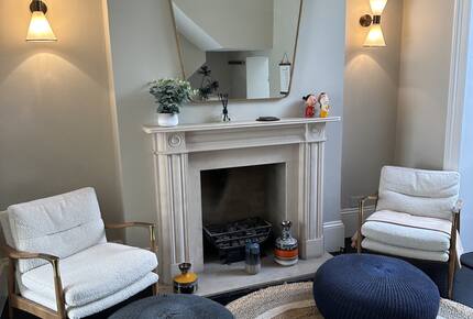 SITTING AREA WITH GAS FIRE PLACE