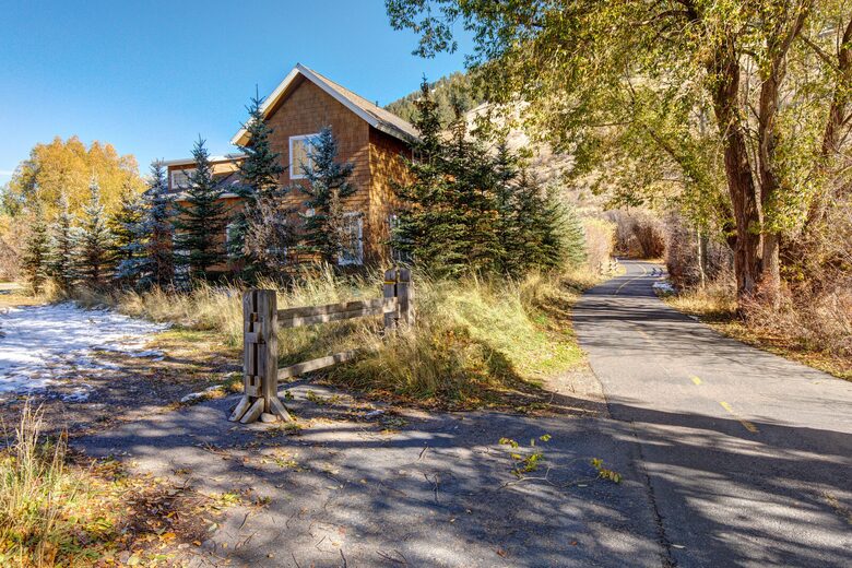 Abode at Palomino Ridge - Jackson, Wyoming