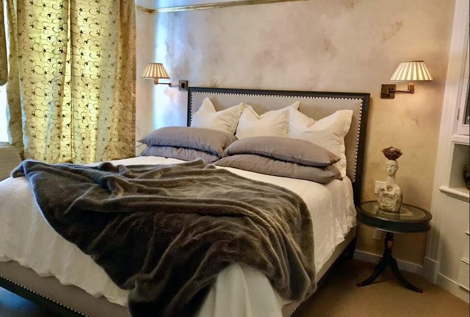 Elegant Flat Near Golden Gate Park - San Francisco, California