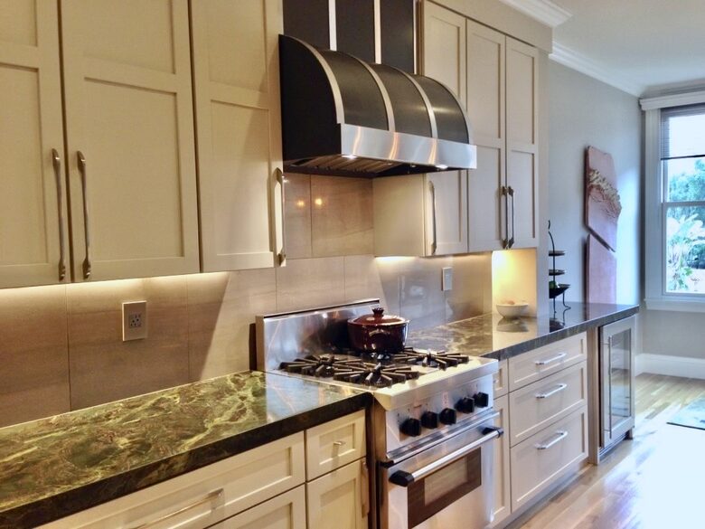 Elegant Flat Near Golden Gate Park - San Francisco, California