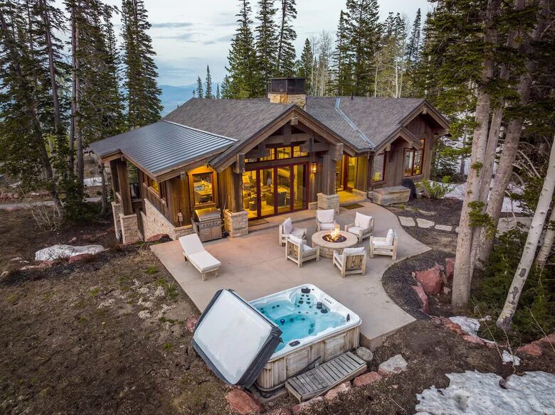 Lazy Day Chalet | Ski in/Ski out - Park City, Utah