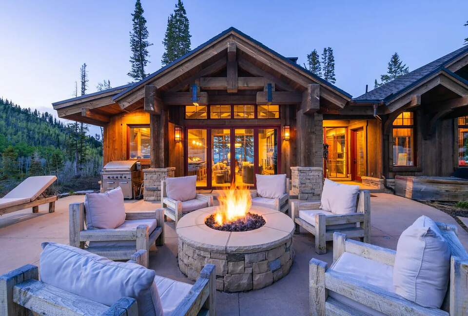 Lazy Day Chalet | Ski in/Ski out - Park City, Utah