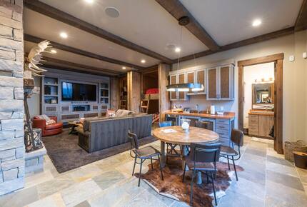 Lazy Day Chalet | Ski in/Ski out - Park City, Utah