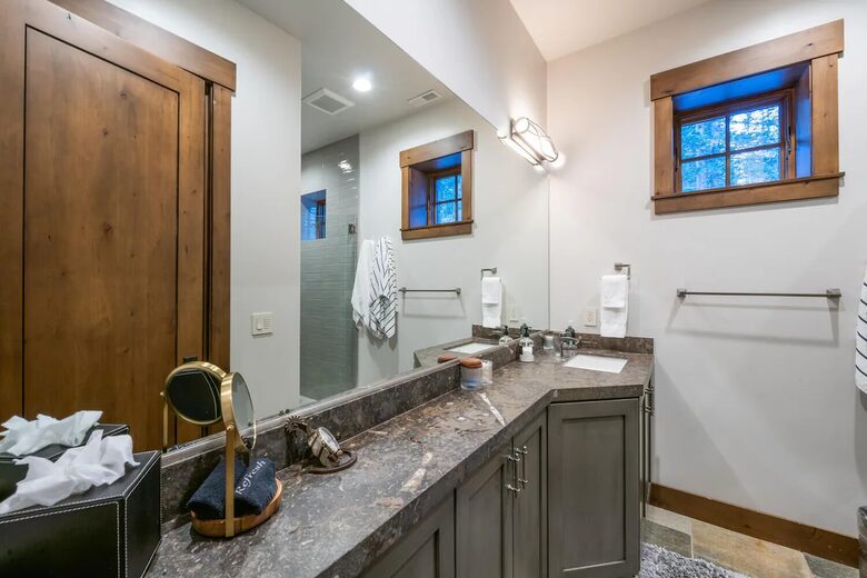 Lazy Day Chalet | Ski in/Ski out - Park City, Utah