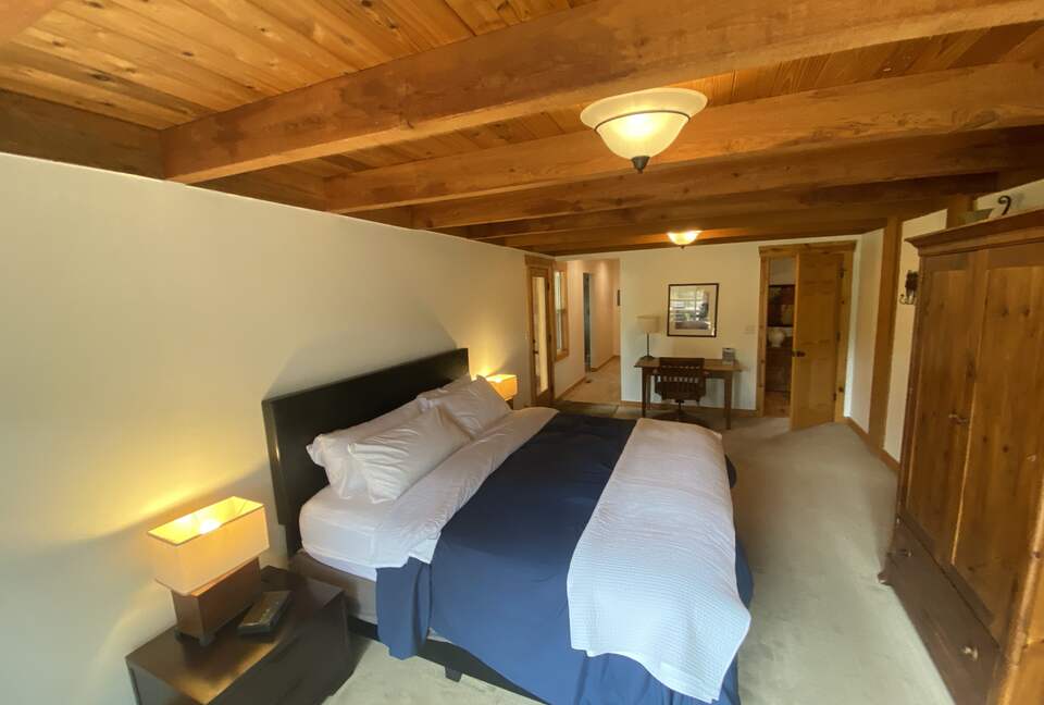 Aspen Meadow Lodge | Private Pickleball Court, Bonus Room, on 8.5 Acres - Sisters, Oregon