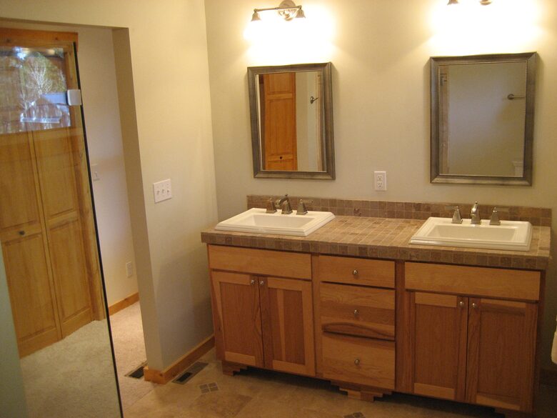 Aspen Meadow Lodge | Private Pickleball Court, Bonus Room, on 8.5 Acres - Sisters, Oregon