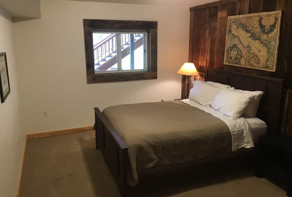 Aspen Meadow Lodge | Private Pickleball Court, Bonus Room, on 8.5 Acres - Sisters, Oregon