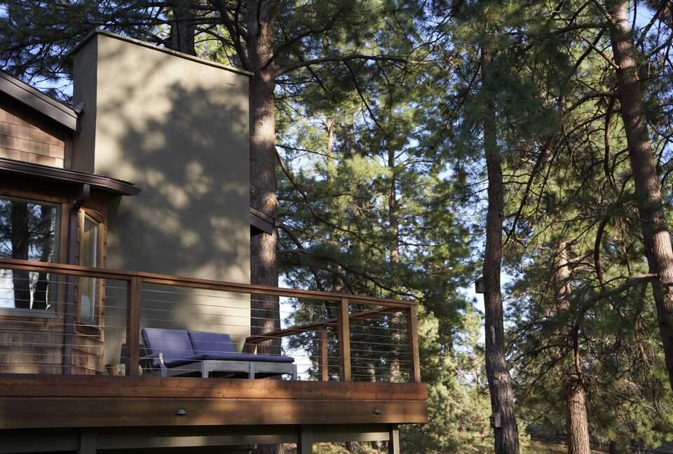 Aspen Meadow Lodge | Private Pickleball Court, Bonus Room, on 8.5 Acres - Sisters, Oregon