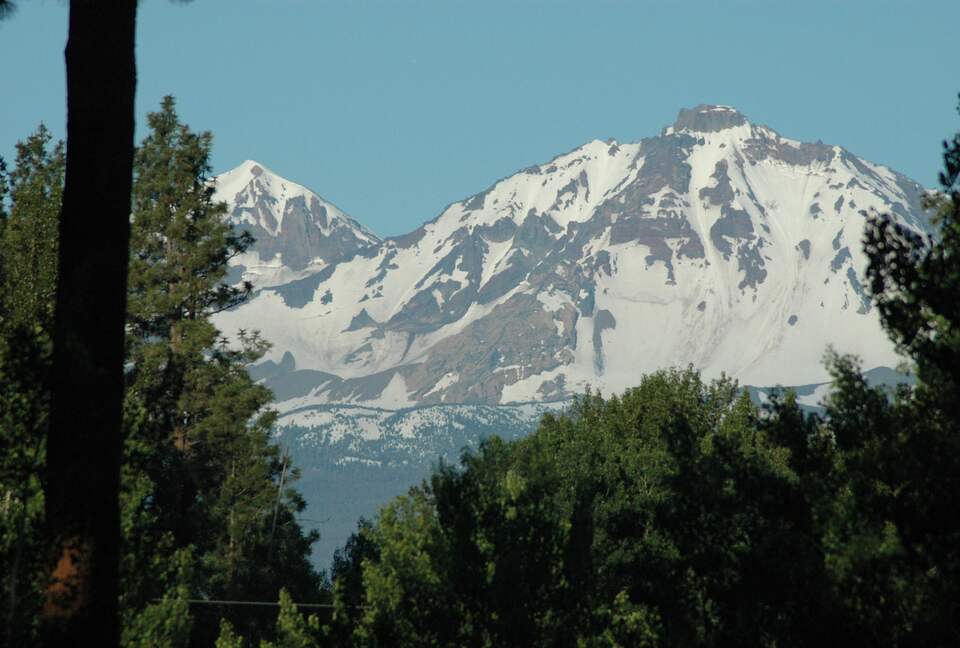 Aspen Meadow Lodge | Private Pickleball Court, Bonus Room, on 8.5 Acres - Sisters, Oregon