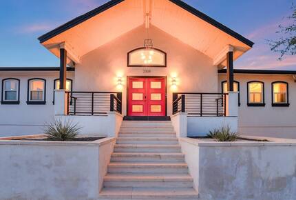 Waterfront Retreat On Lake Travis - Lago Vista, Texas