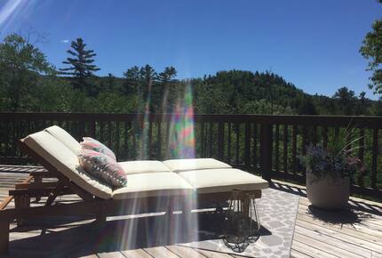 Spacious White Mountains Log Home | Close to Owl’s Nest, Loon and Waterville Ski Resorts - Thornton, New Hampshire