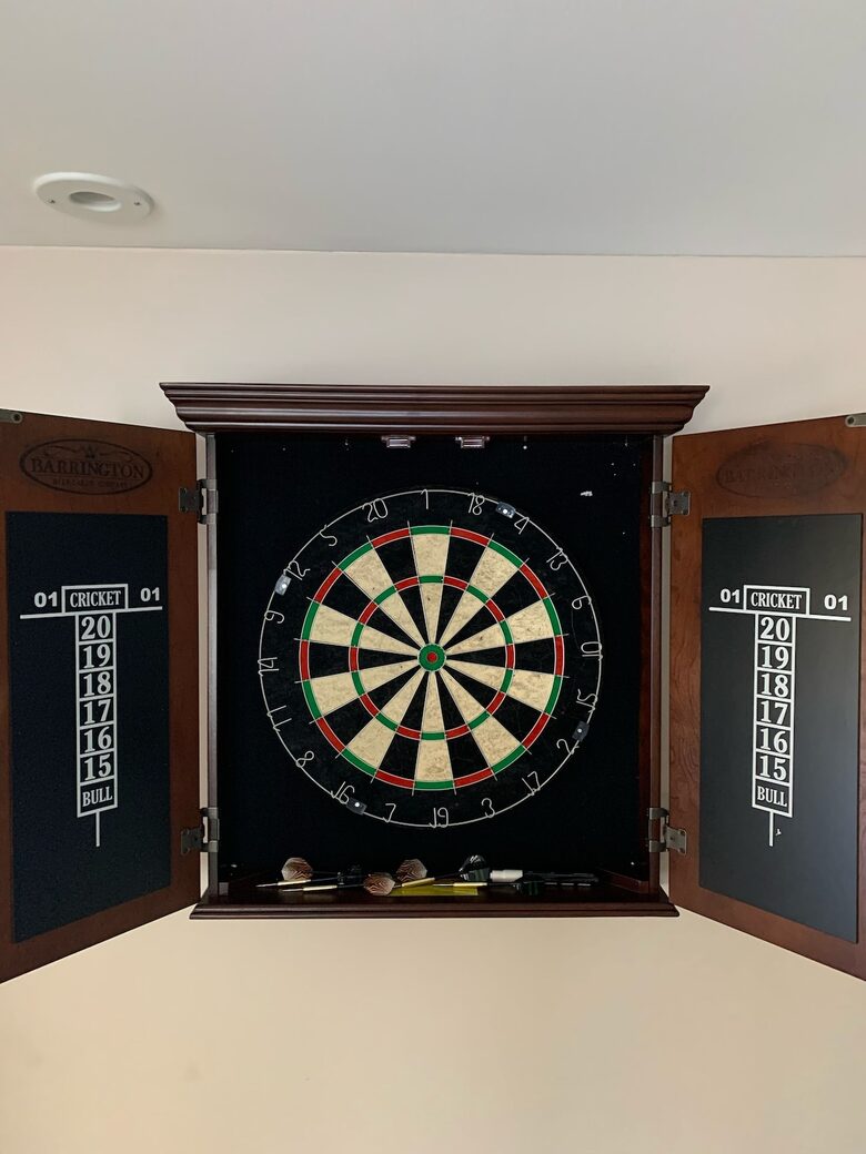 Spacious White Mountains Log Home | Close to Owl’s Nest, Loon and Waterville Ski Resorts - Thornton, New Hampshire