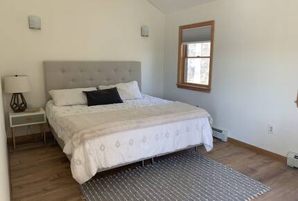 Spacious White Mountains Log Home | Close to Owl’s Nest, Loon and Waterville Ski Resorts - Thornton, New Hampshire