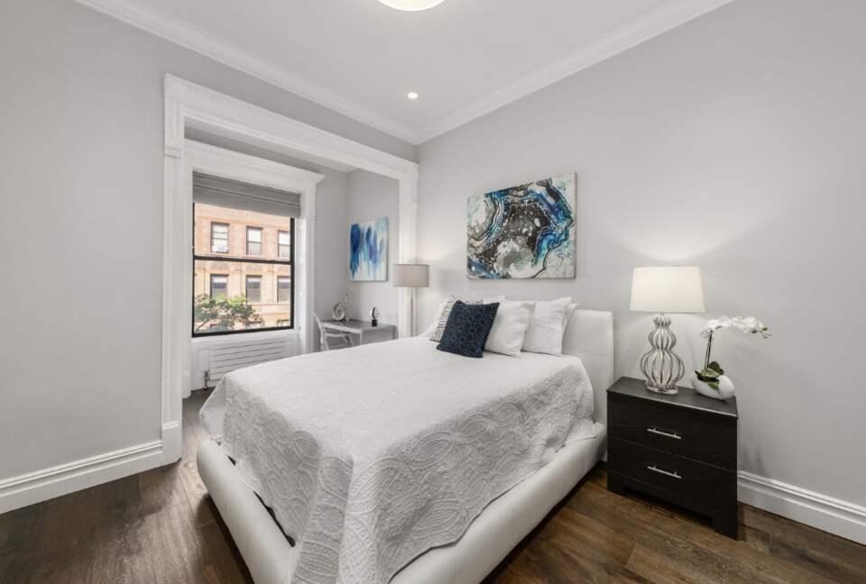 Upper West Side Stunner - 3 Bedrooms - New York City, New York