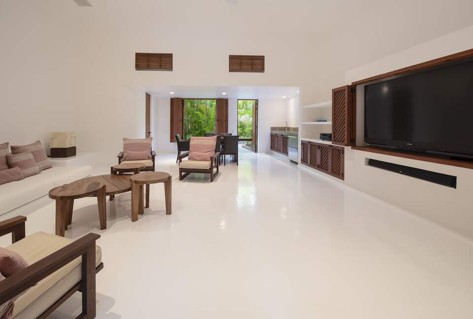 TV media room with Smart TV. Fast Wi-Fi throughout the house