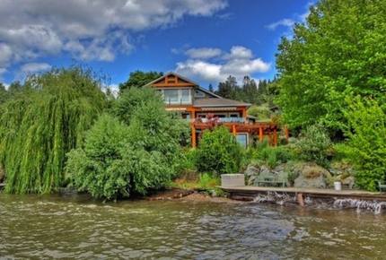 Okanagan Lake - Kelowna Canada - Pixton Bay Lakehouse - Kelowna, Canada