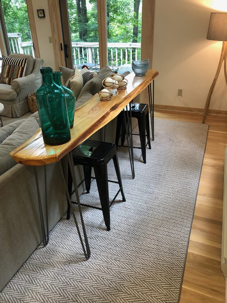 Wintergreen Retreat: Steps to Great Hiking on the Appalachain Trail - Wintergreen Resort, Virginia