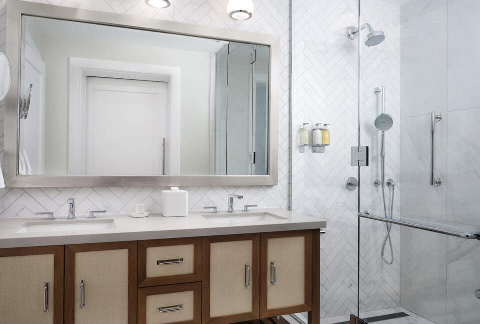 Second bedroom bathroom