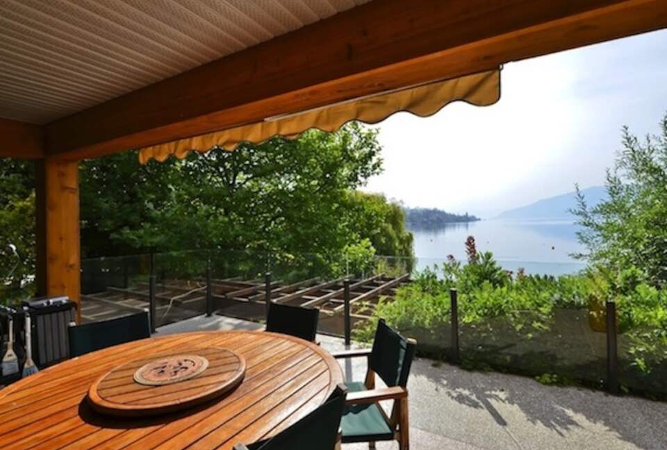 Okanagan Lake - Kelowna Canada - Pixton Bay Lakehouse - Kelowna, Canada