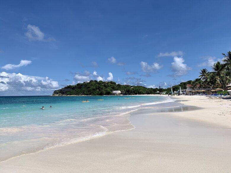 Beautiful 4 Bedroom Waterfront villa in Long Bay, Antigua - St philip's Parish, Antigua and Barbuda