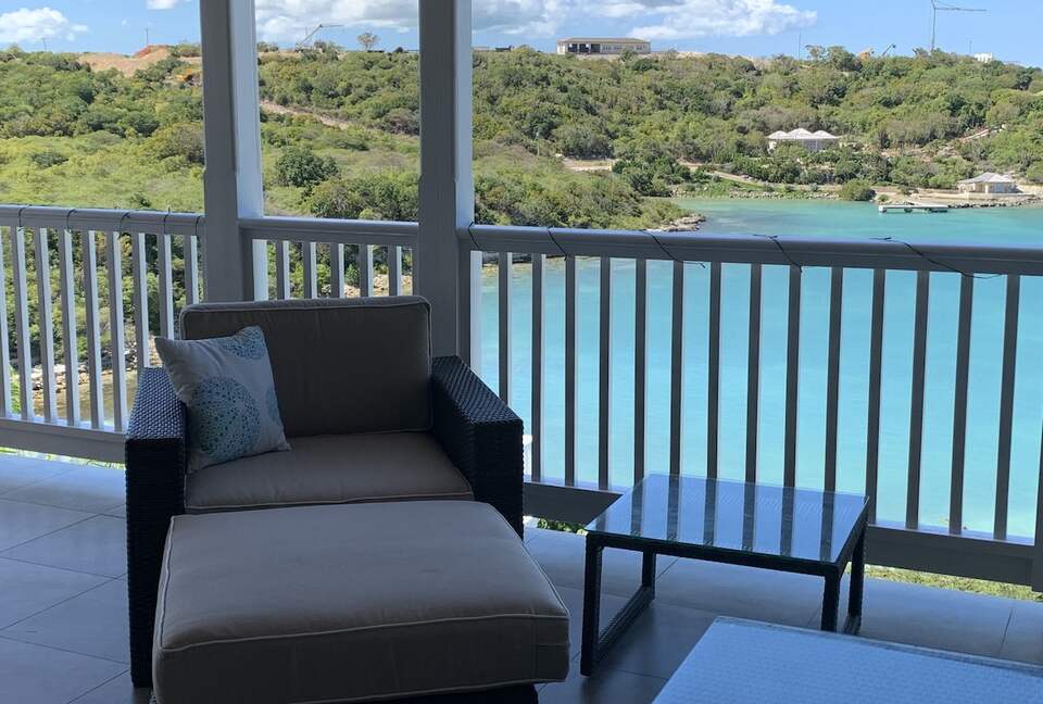 Beautiful 4 Bedroom Waterfront villa in Long Bay, Antigua - St philip's Parish, Antigua and Barbuda
