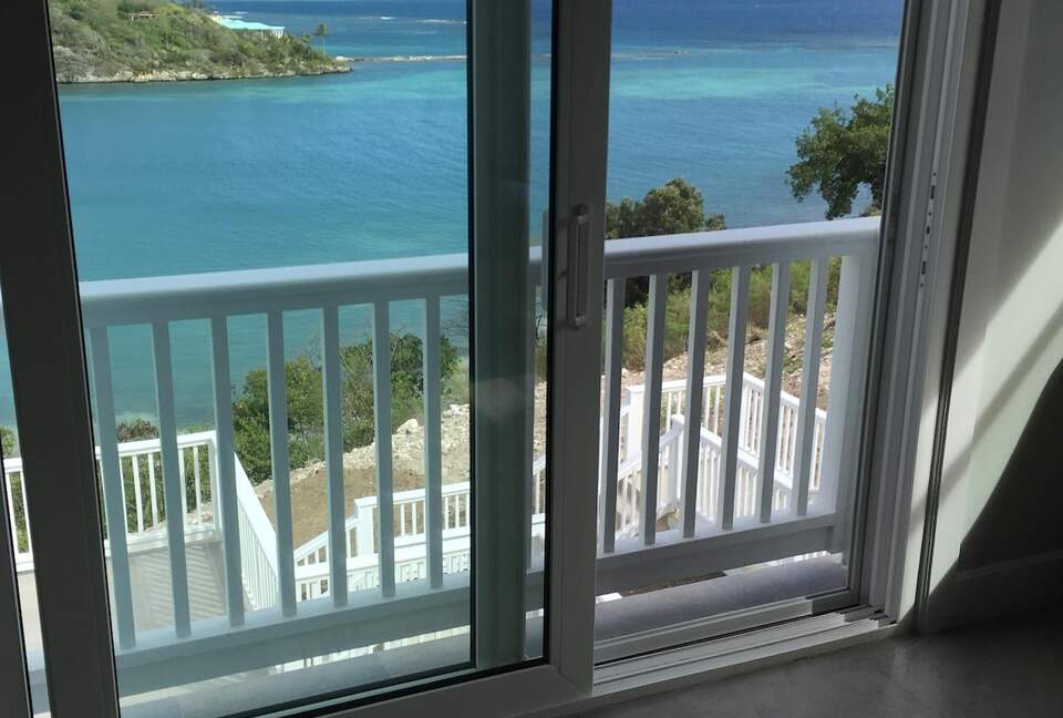 Beautiful 4 Bedroom Waterfront villa in Long Bay, Antigua - St philip's Parish, Antigua and Barbuda