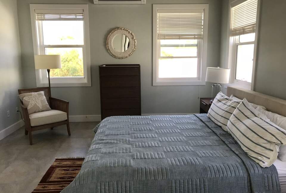 Beautiful 4 Bedroom Waterfront villa in Long Bay, Antigua - St philip's Parish, Antigua and Barbuda