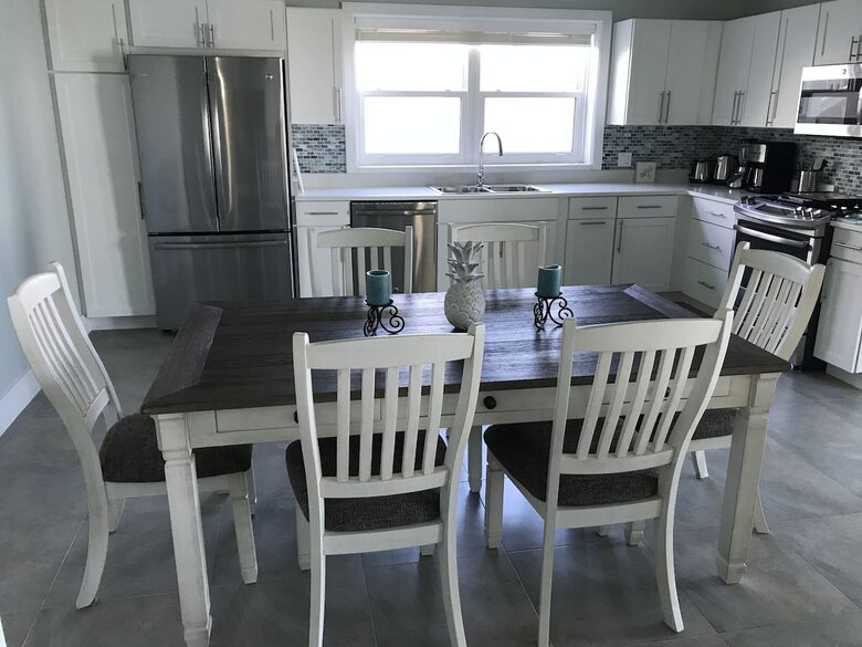 Beautiful 4 Bedroom Waterfront villa in Long Bay, Antigua - St philip's Parish, Antigua and Barbuda