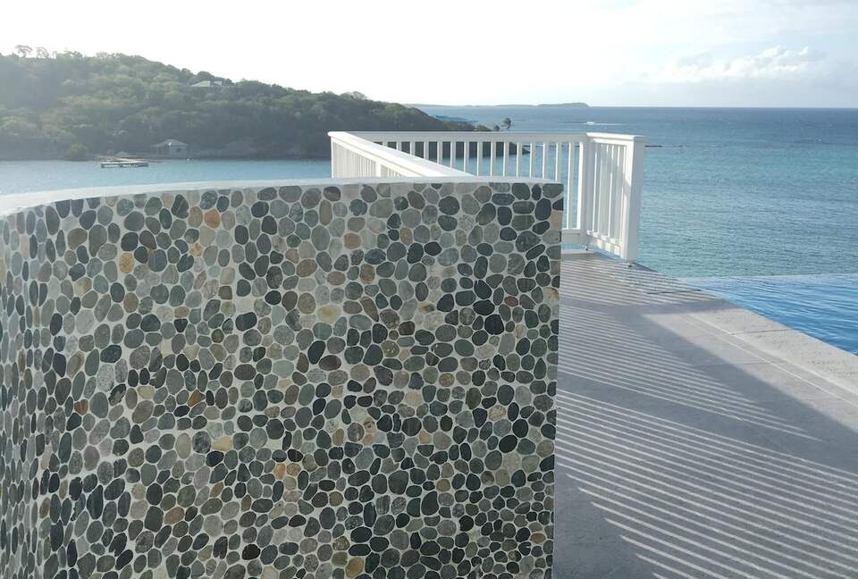 Beautiful 4 Bedroom Waterfront villa in Long Bay, Antigua - St philip's Parish, Antigua and Barbuda