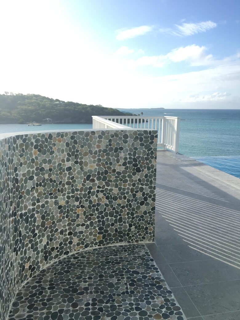 Beautiful 4 Bedroom Waterfront villa in Long Bay, Antigua - St philip's Parish, Antigua and Barbuda