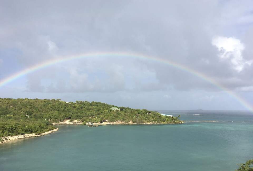 Beautiful 4 Bedroom Waterfront villa in Long Bay, Antigua - St philip's Parish, Antigua and Barbuda